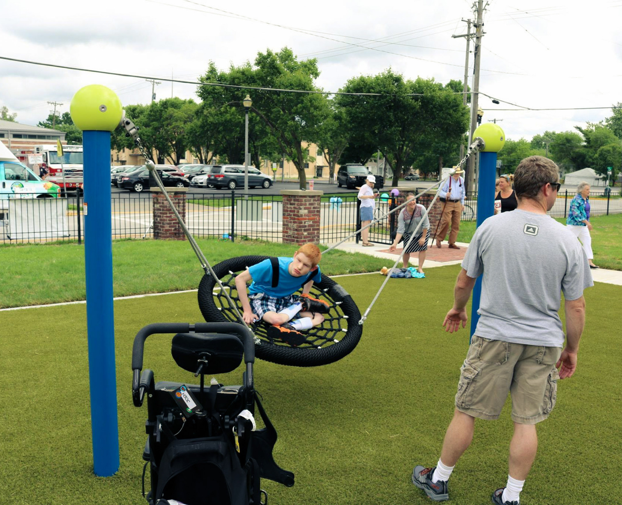 Inclusive swing in use